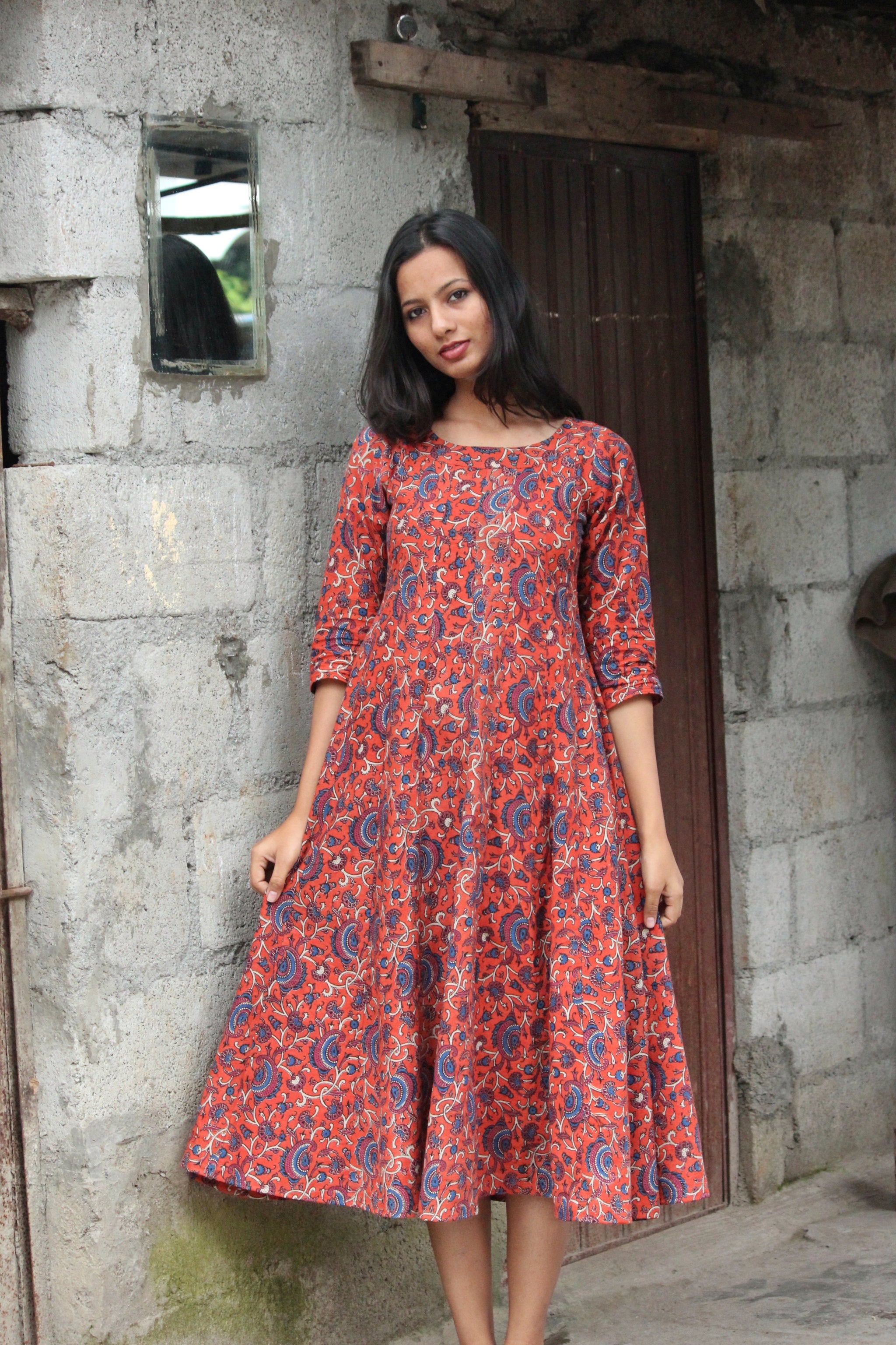 Buy jaipuri Women's Cotton Printed Traditional Long Midi Maxi Kurti/One  Piece Dress (Black Flower) at Amazon.in